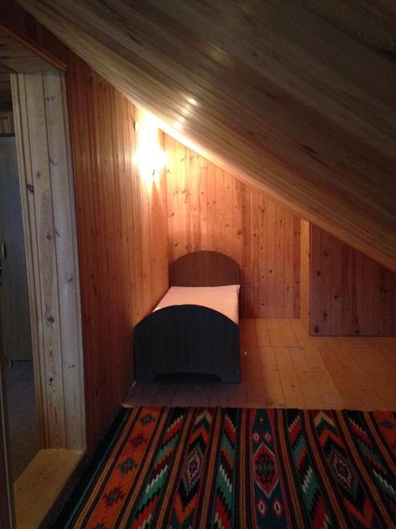 Usadba Tatarchik Hotel Татарив Екстериор снимка